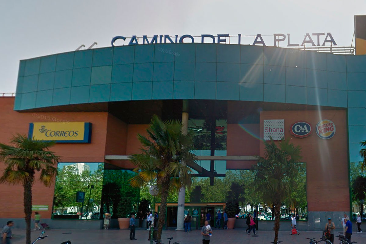 • Centro Comercial CAMINO DE LA PLATA, Burgos, con más de 800 plazas.